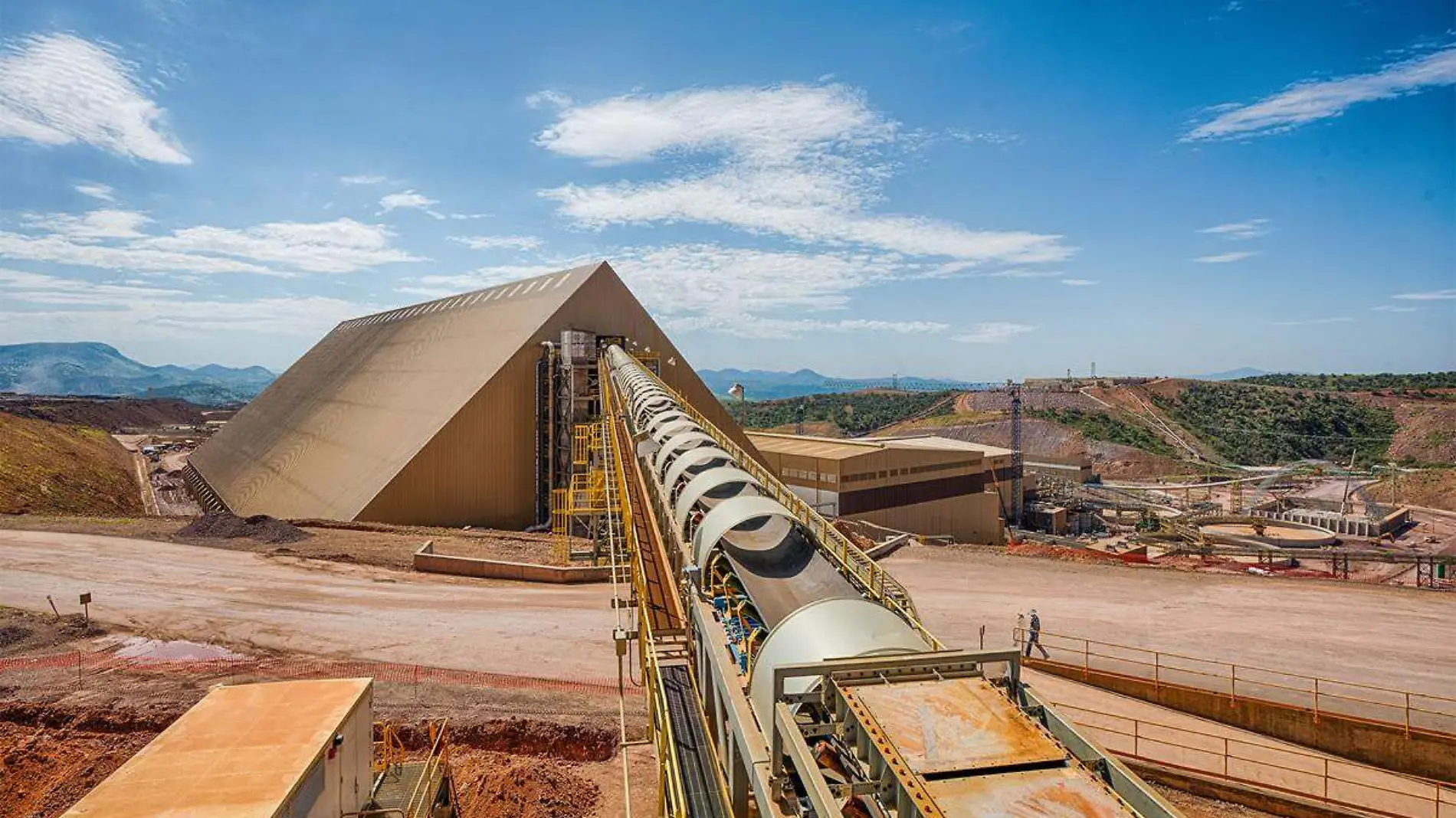 Plantas de beneficio de miner al en Cananea, Sonora, México.